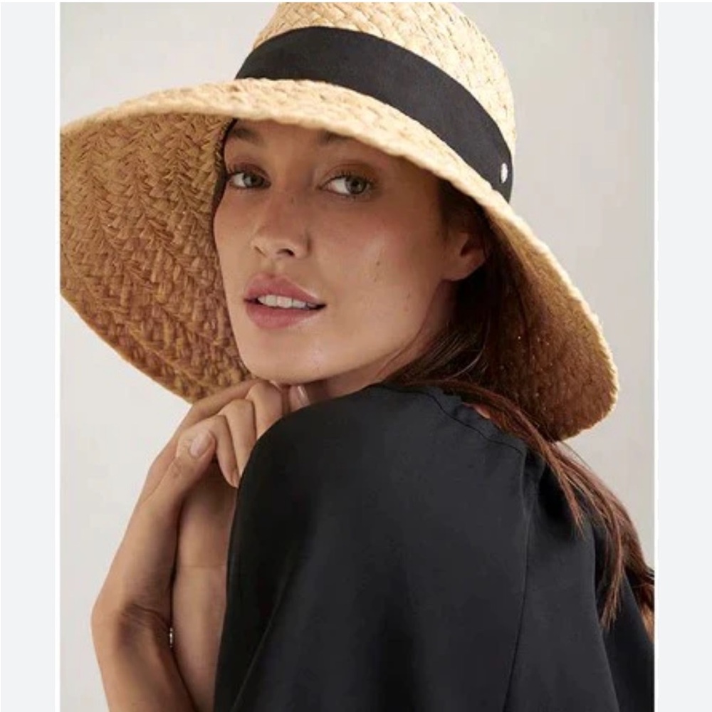 Kaminski Helen Raffia Hat handmade straw ribbon missing beach wide brim woven